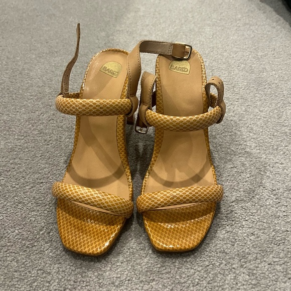 Bared Footwear Shoes - Bared Footware Todies tan strappy heels